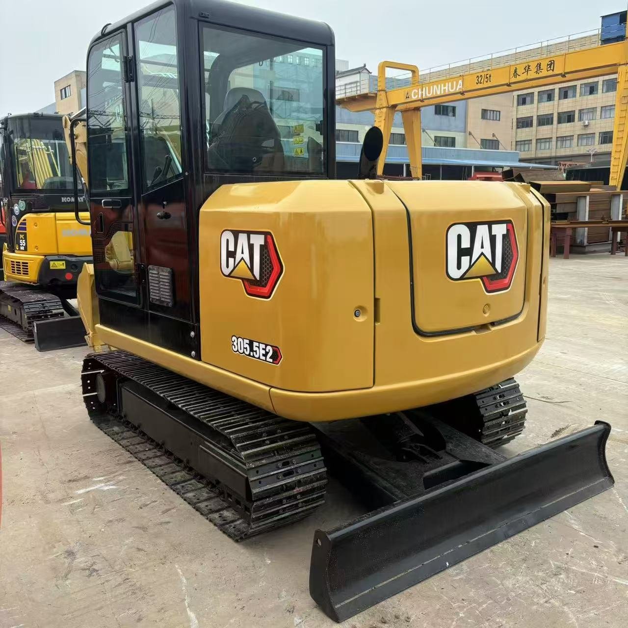 Using the excellent Carter 305.5E2 excavator