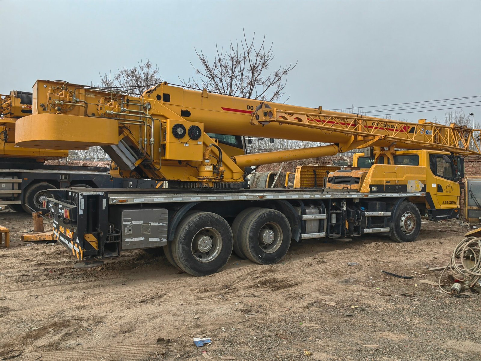 XCMG 35-ton crane