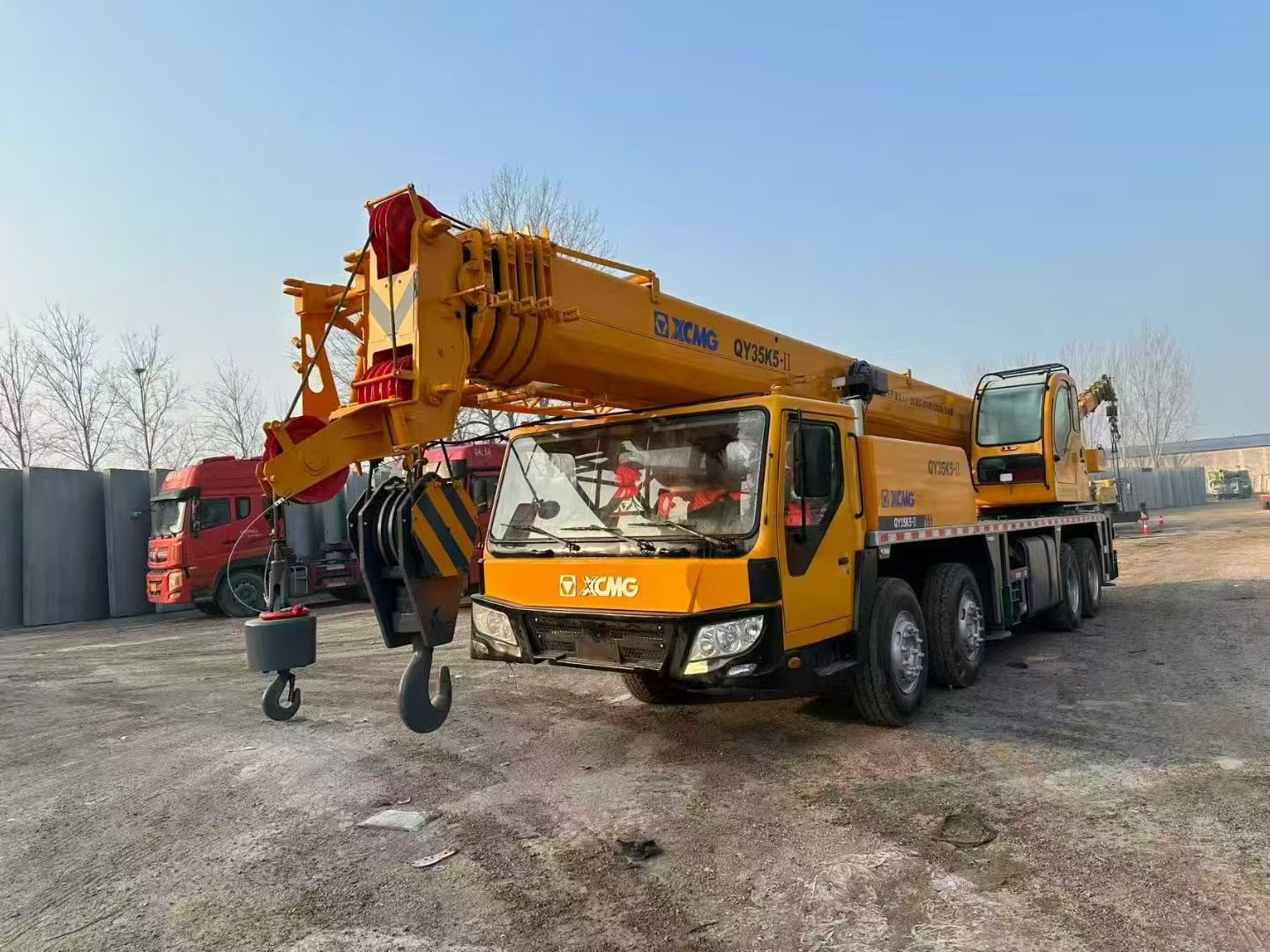 XCMG QY35K5-II  Crane