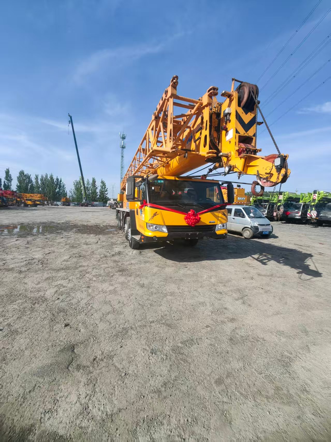 XCMG QY80K-C Crane